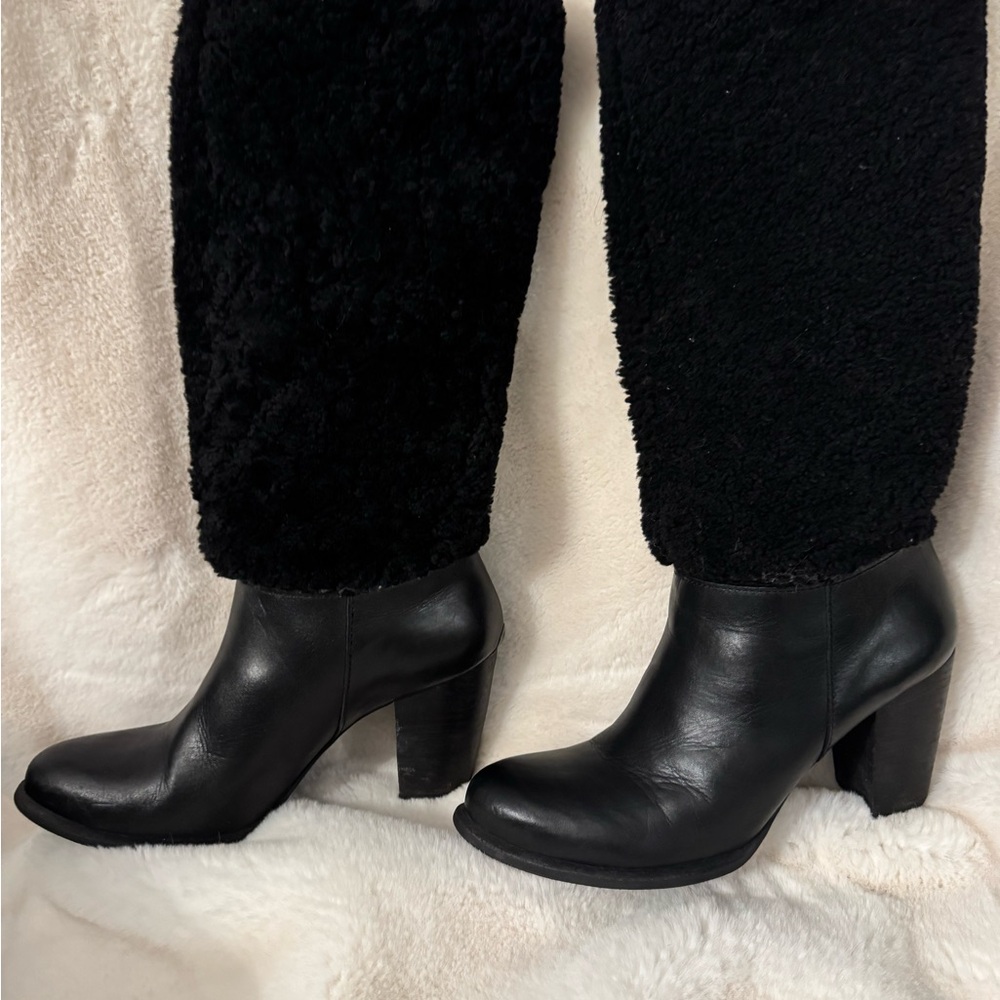 UGG Black Heeled Leather Boots